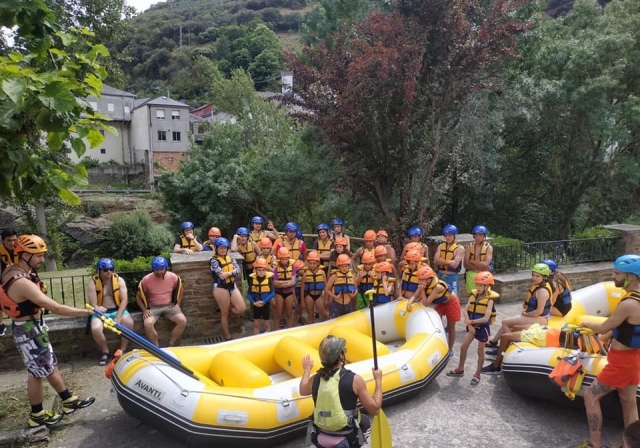  Familien-Rafting auf dem Fluss Sil 