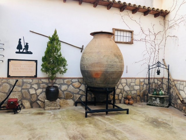 Patio de la bodega