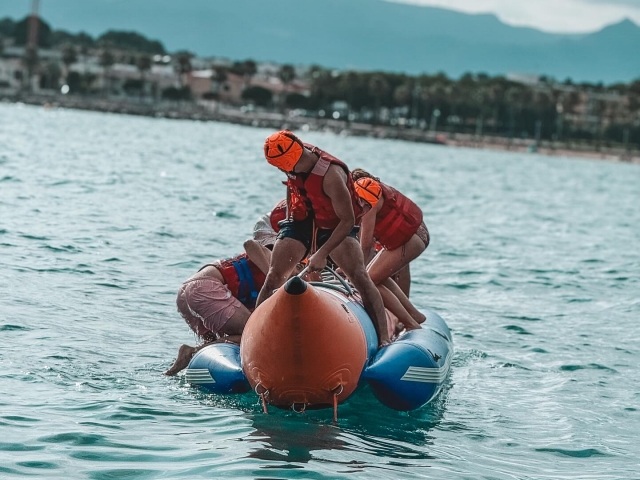 Trying not to fall into the sea 