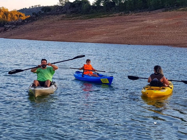  Gita in kayak per famiglie sul Lago Cijara