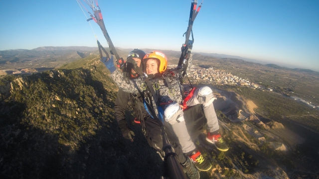  Voo de parapente para crianças