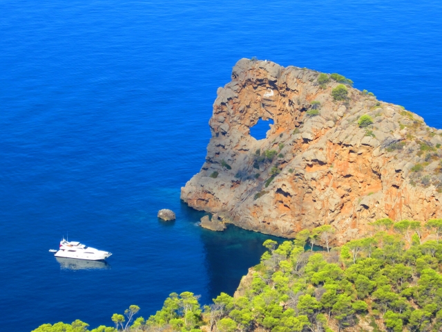 Cala en la costa de Mallorca