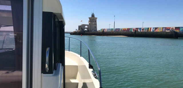 Pasear en barco por Cádiz
