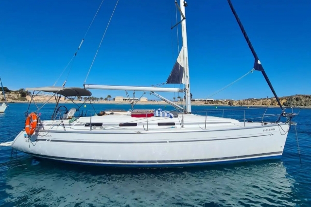  Segeln Sie durch das Mittelmeer in Benidorm 