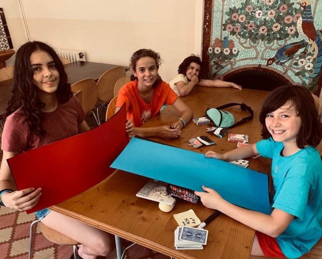  As jovens promessas de magia no acampamento 