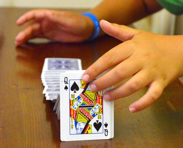  Truques de mágica com cartas 