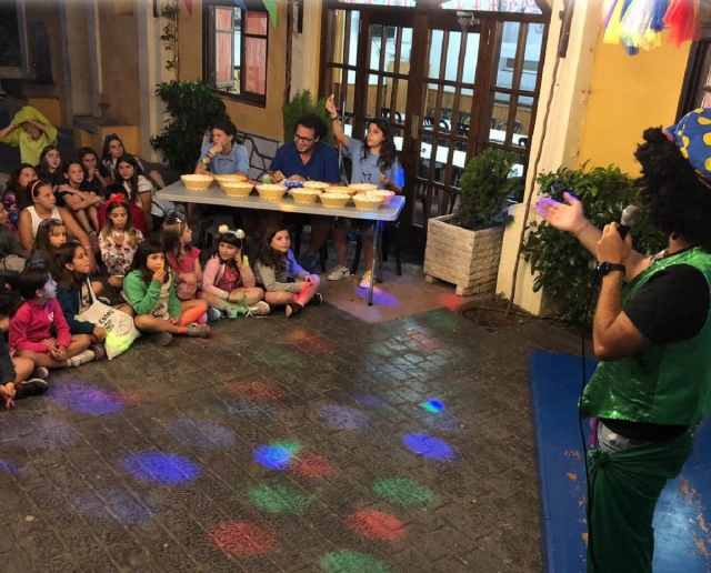  才艺表演 
