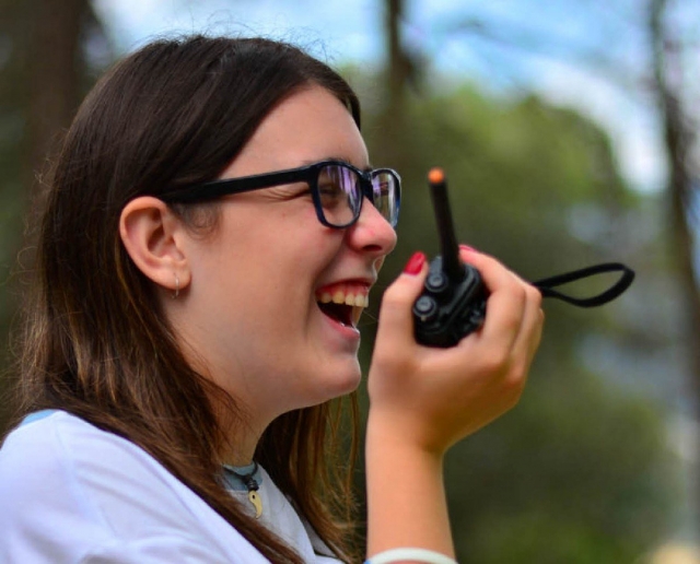 Risas en el campamento tecnologico