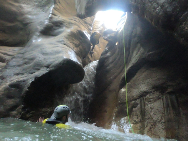 Rappel cascada buitreras