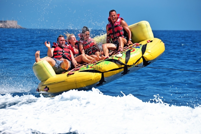 Canapé fou+buggy+bateau rapide+skate à Puerto Mogán