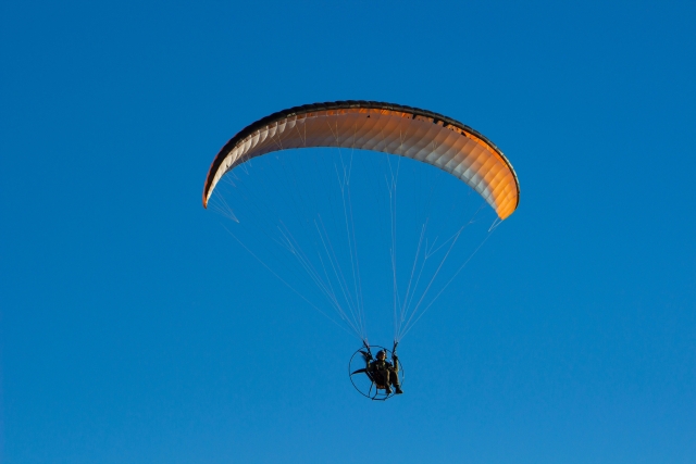 Vuelo en paramotor biplaza