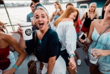 Party Boat + Paella en Barcelona de 3 horas