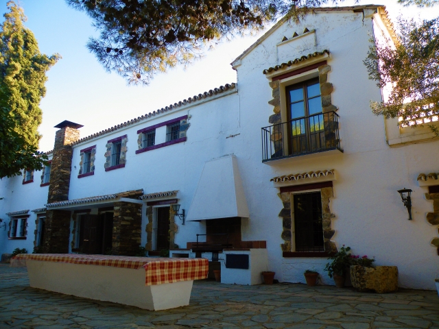  Main house 