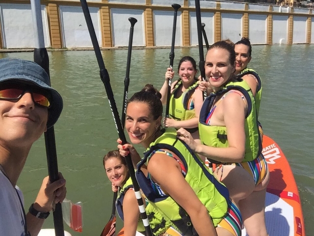  Friends practicing Big SUP 