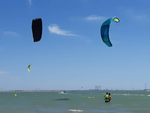  Kitesurfering in El Puerto de St. Mary