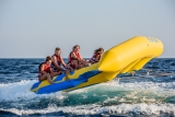 Banana boat, slyder y fly fish en playa de Fenals