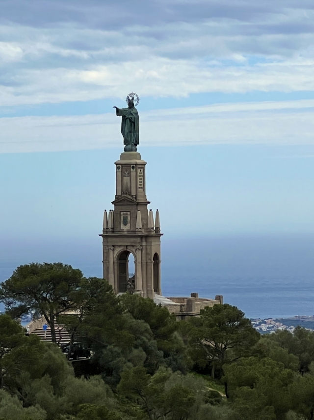  乘坐越野车游览马略卡岛 