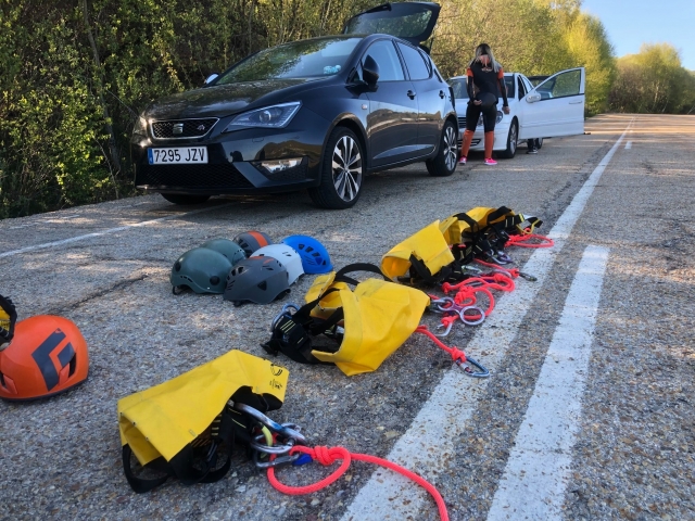 Matériel prêt pour le canyoning 