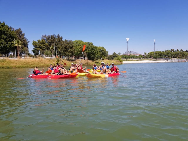  Group in the kayaks on the Guadalquivir 