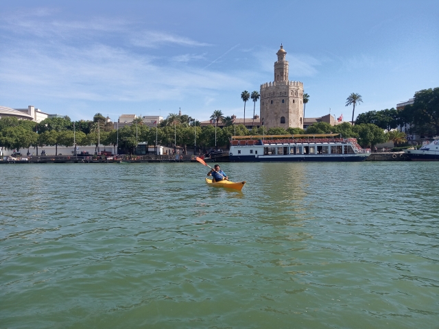  La Torre del Oro vista dal kayak 