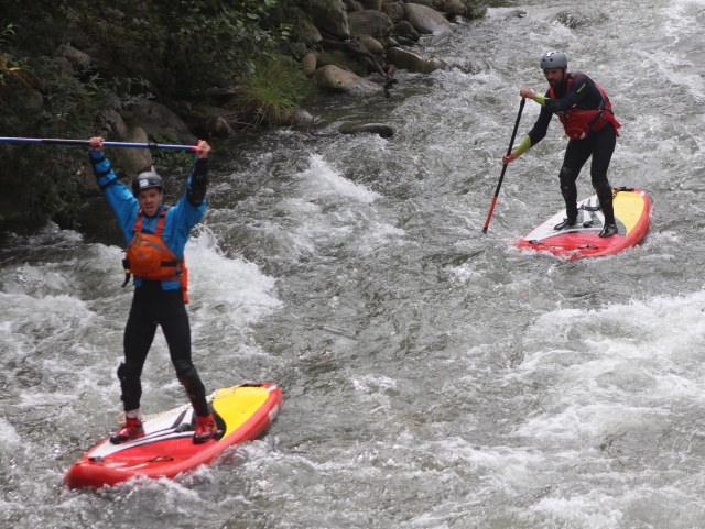 Camp de paddle surf river en el río Garona, 2 días