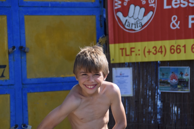  Child surfer 