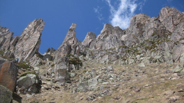  Sommets abrupts des Pyrénées 