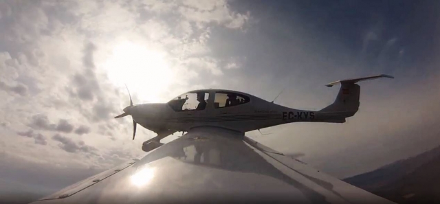  Voler dans l'avion léger AD40 