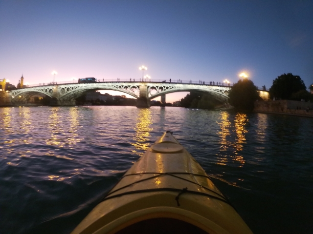  Pont de Triana illuminé 