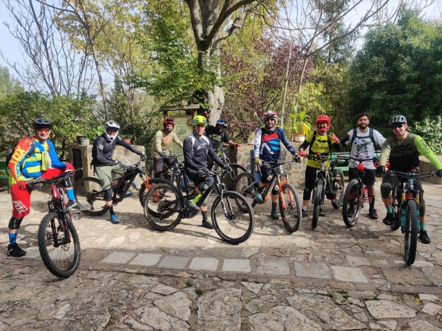  Bike Routes 