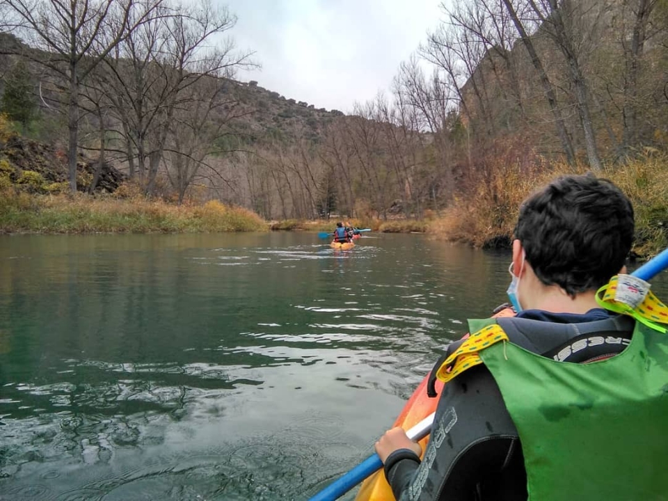 Atravesando rápidos del Río Júcar