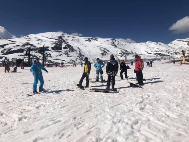 学习滑雪板 