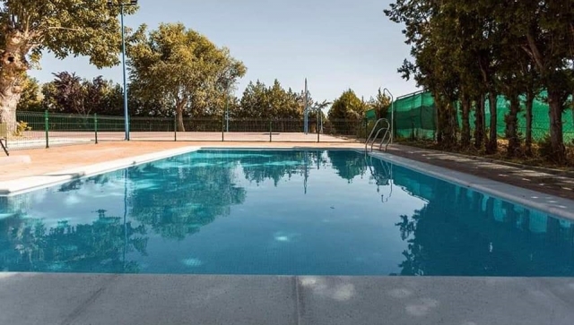  Schwimmen Pool unseres Komplexes 