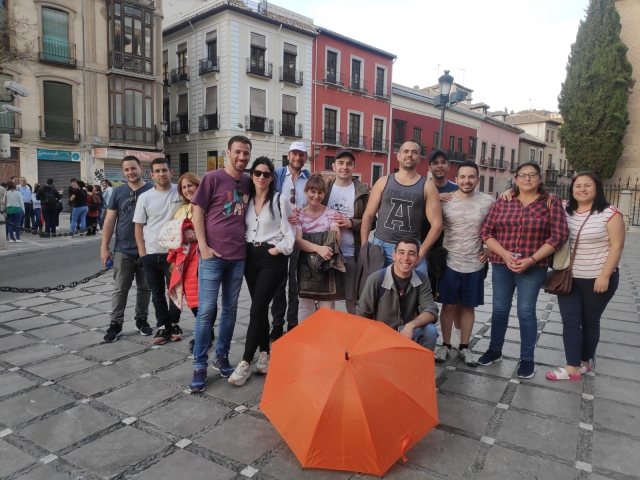 Grupo visita guiada por Granada