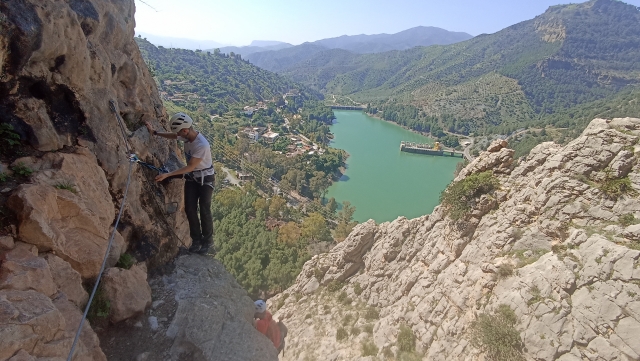  瓜达尔霍斯山谷的景色 