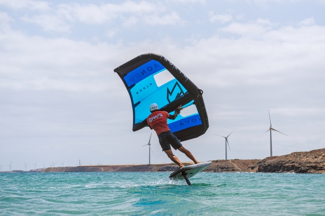 Windsurf en playa de pozo izquierdo