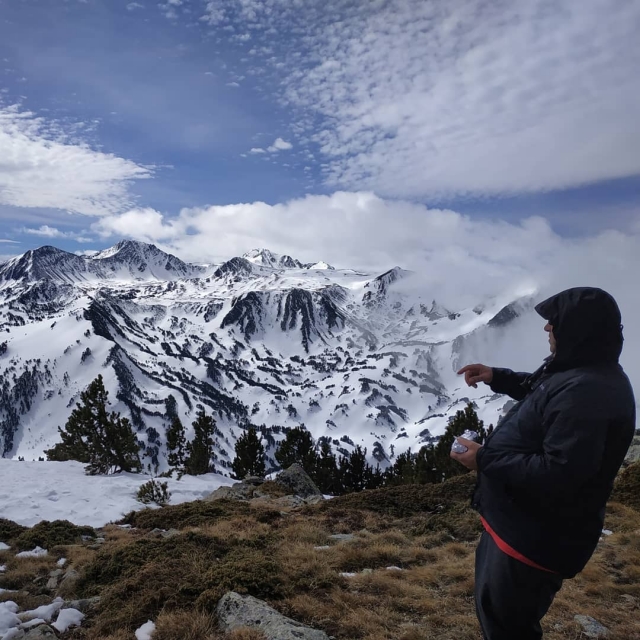  雪山之巅 