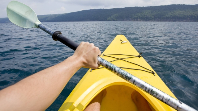  Uomo in kayak