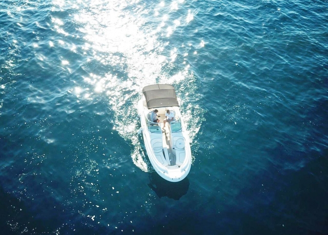Barco visto desde arriba