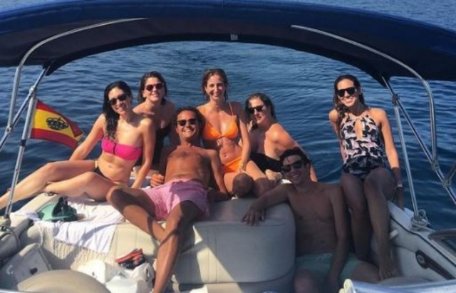 Foto de grupo en el barco