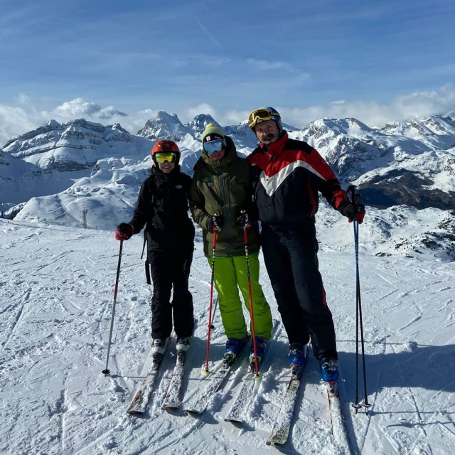  Apprenez à skier à Astún 