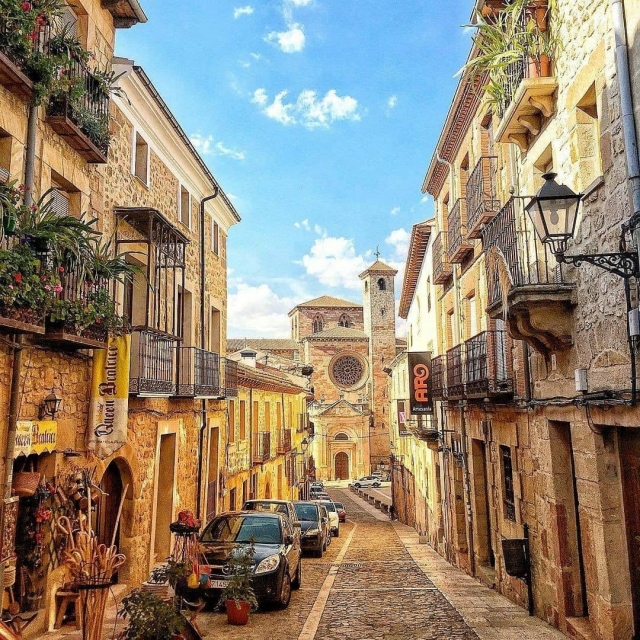 Recorriendo las calles de Sigüenza