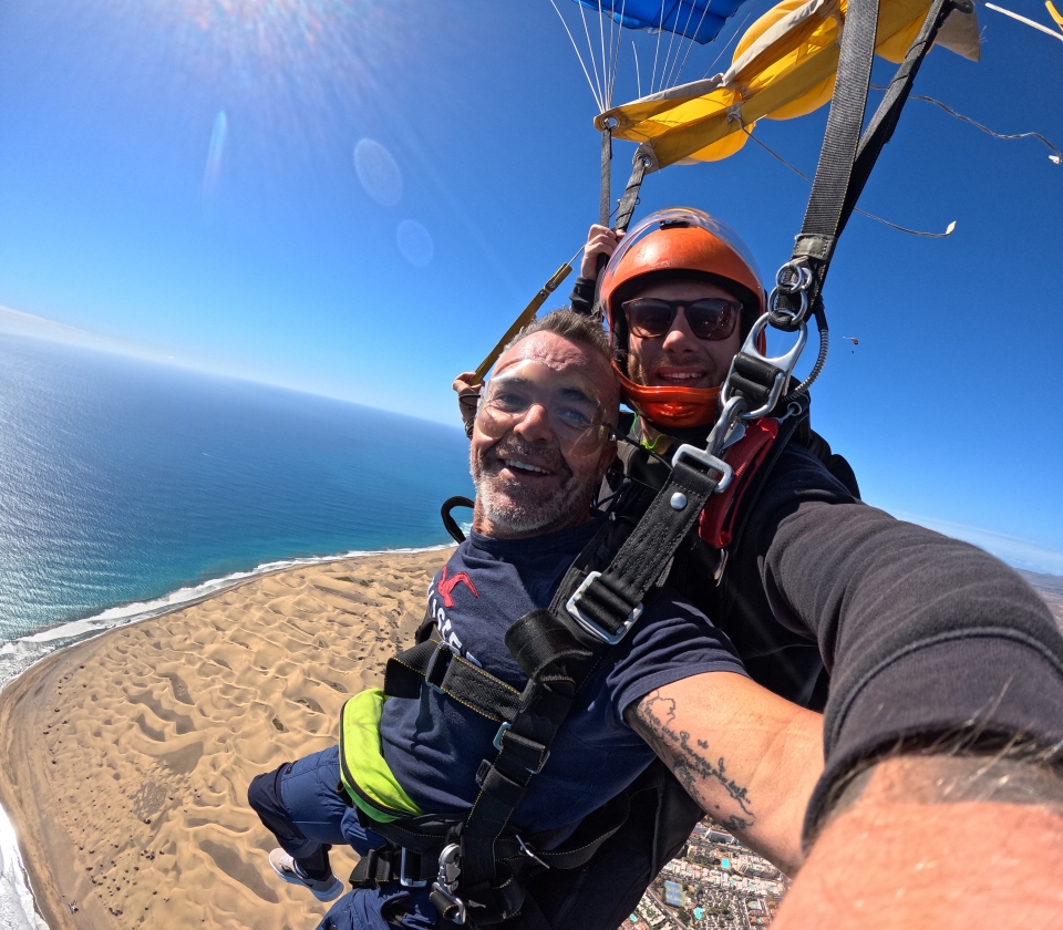  Aterrar nas dunas de Maspalomas 