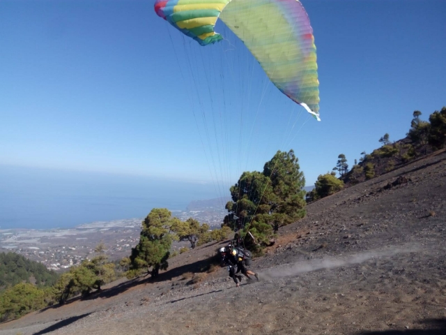 Descolar com o parapente 