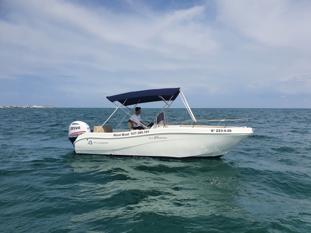  Notre bateau à louer 
