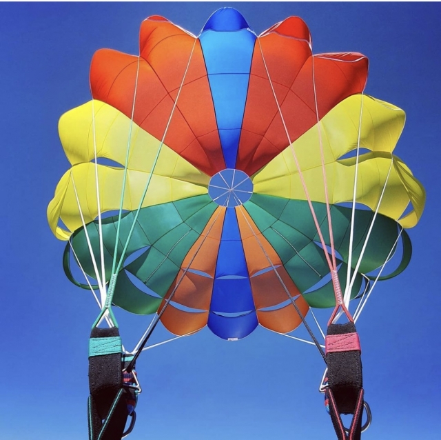  Flight in parascending for two 