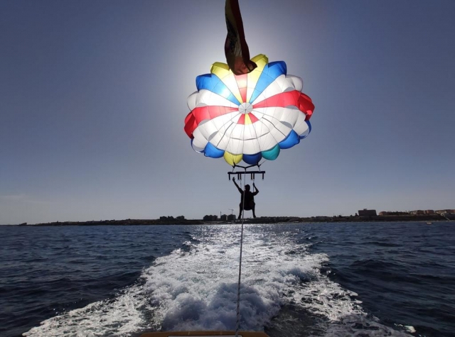 Despegando con el parasailing