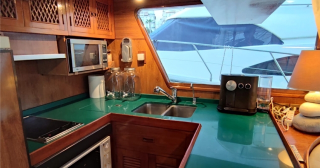  Yacht avec cuisine entièrement équipée 