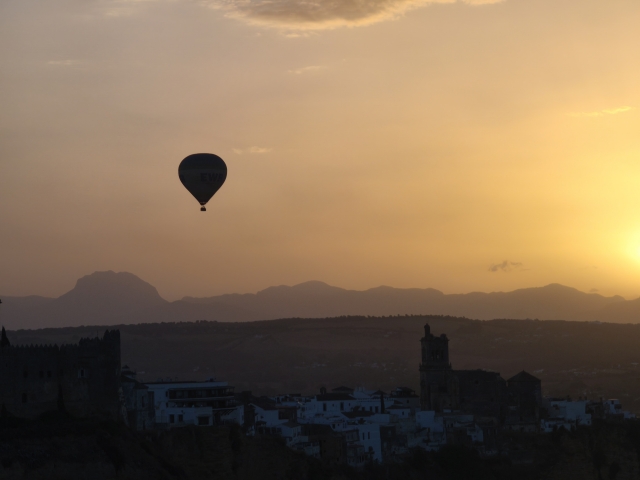 Probar un vuelo en globo por Cádiz 