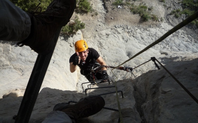 Sube por la vía ferrata de Centellas